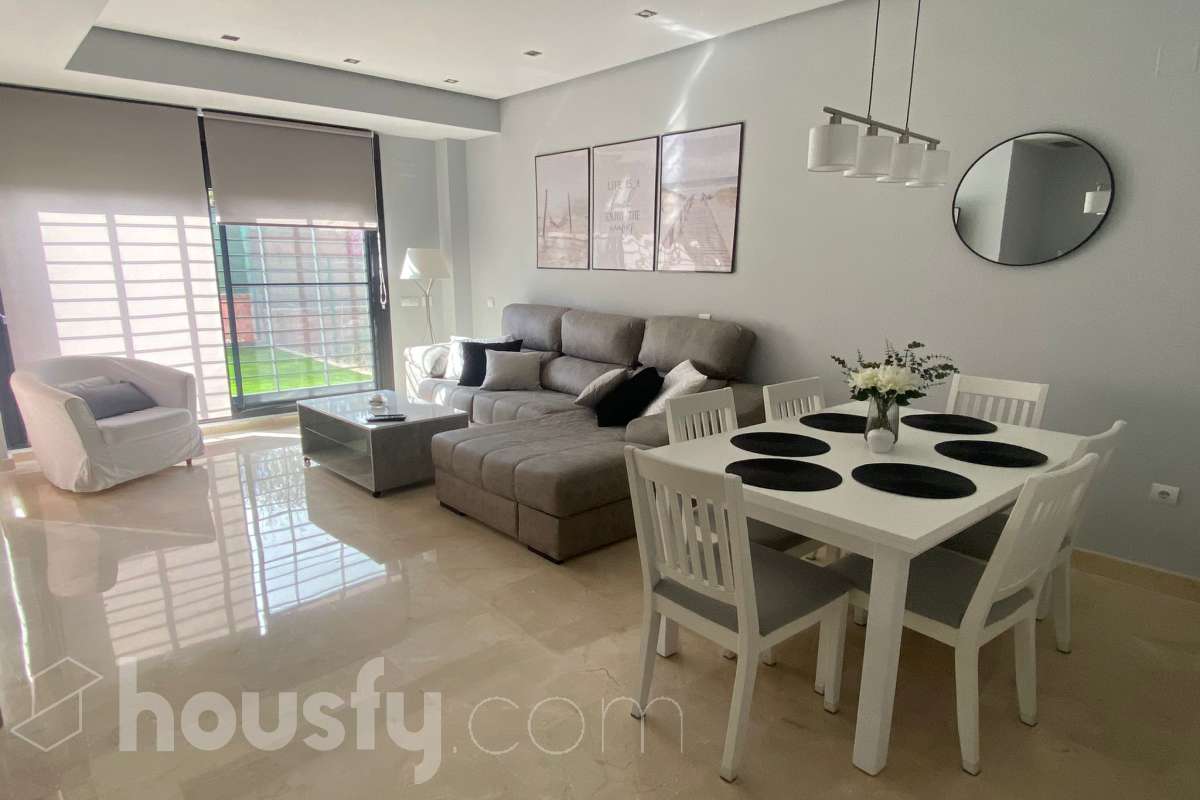 Casa en alquiler en Calle Irlanda, Jerez sur, Jerez de la Frontera-0