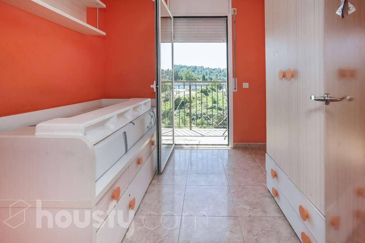 Dúplex en venta en CL DOCTOR JOSEP TRUETA,  Sant Vicenç de Castellet-2