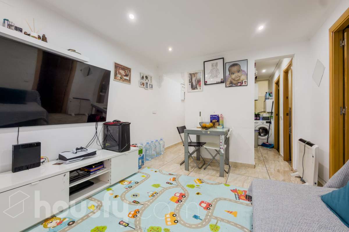 Piso en venta en CL ROMA,  Santa Coloma de Gramenet-3
