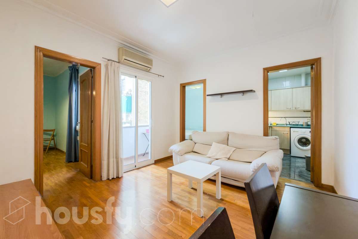 Piso en venta en CL CASTILLEJOS, Eixample, Barcelona-0