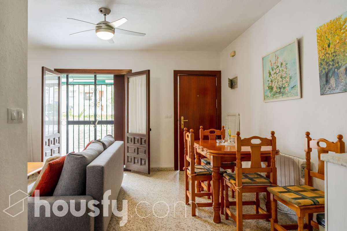 Bajo en venta en Plaza Berlín,  Torrox-1