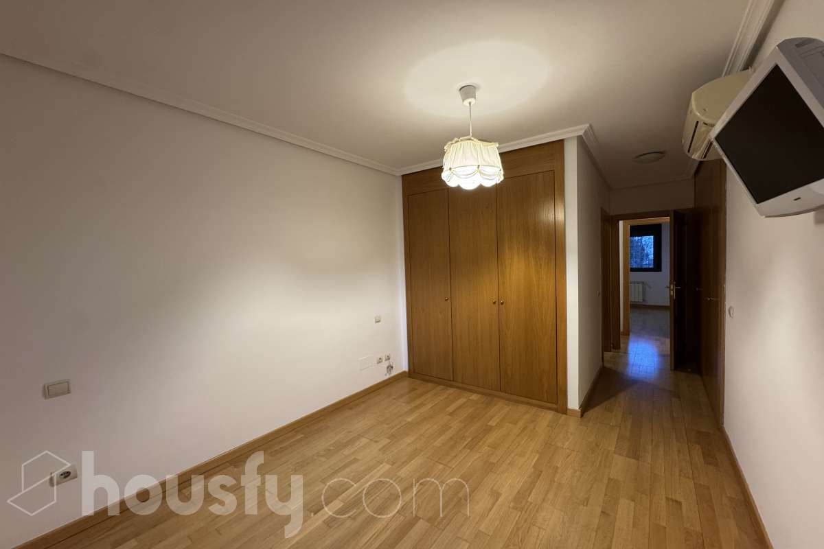 Piso en alquiler en Calle Obanos, Fuencarral, Madrid-4