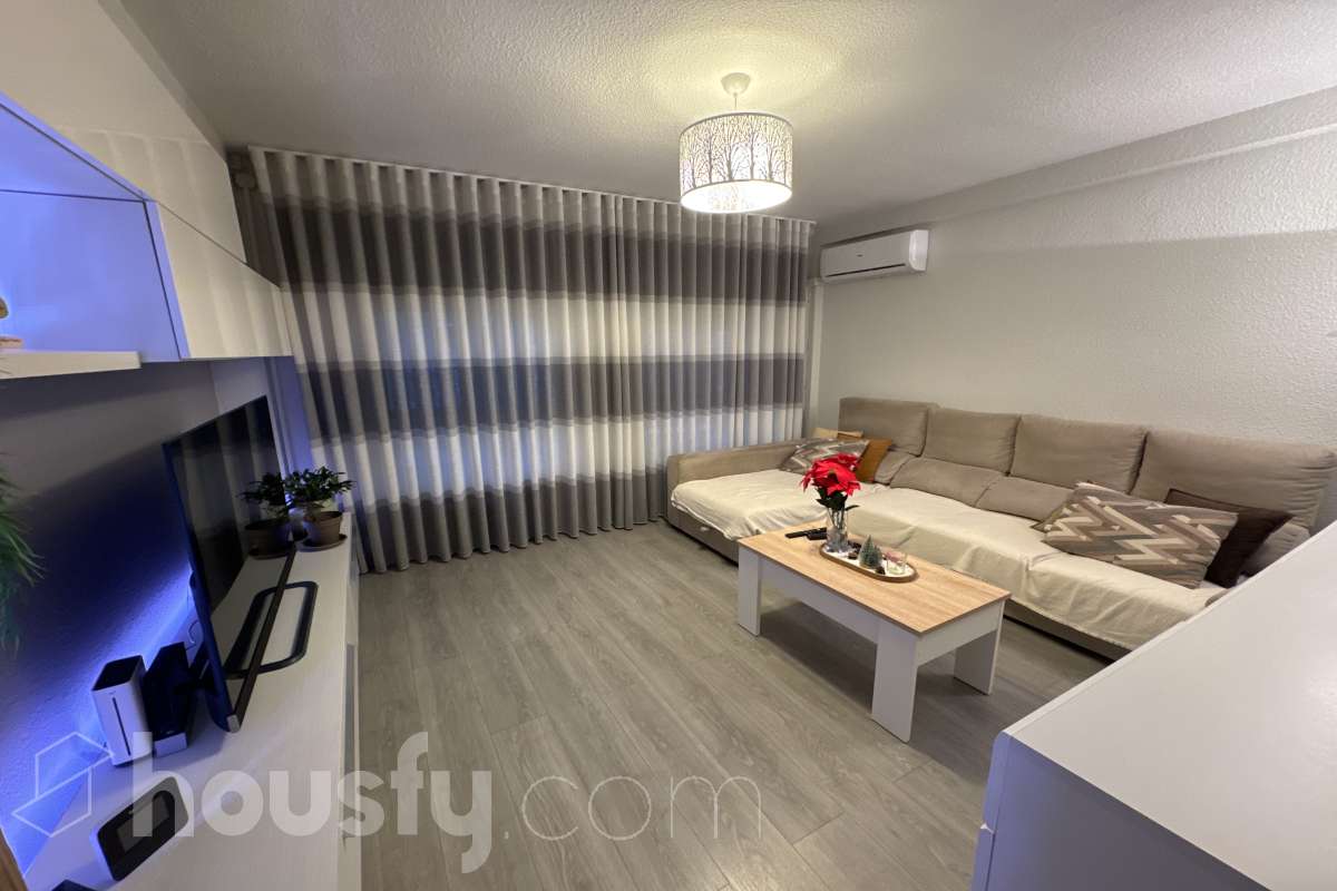 Piso en alquiler en Avenida de Lope de Figueroa,  Alcalá de Henares-0