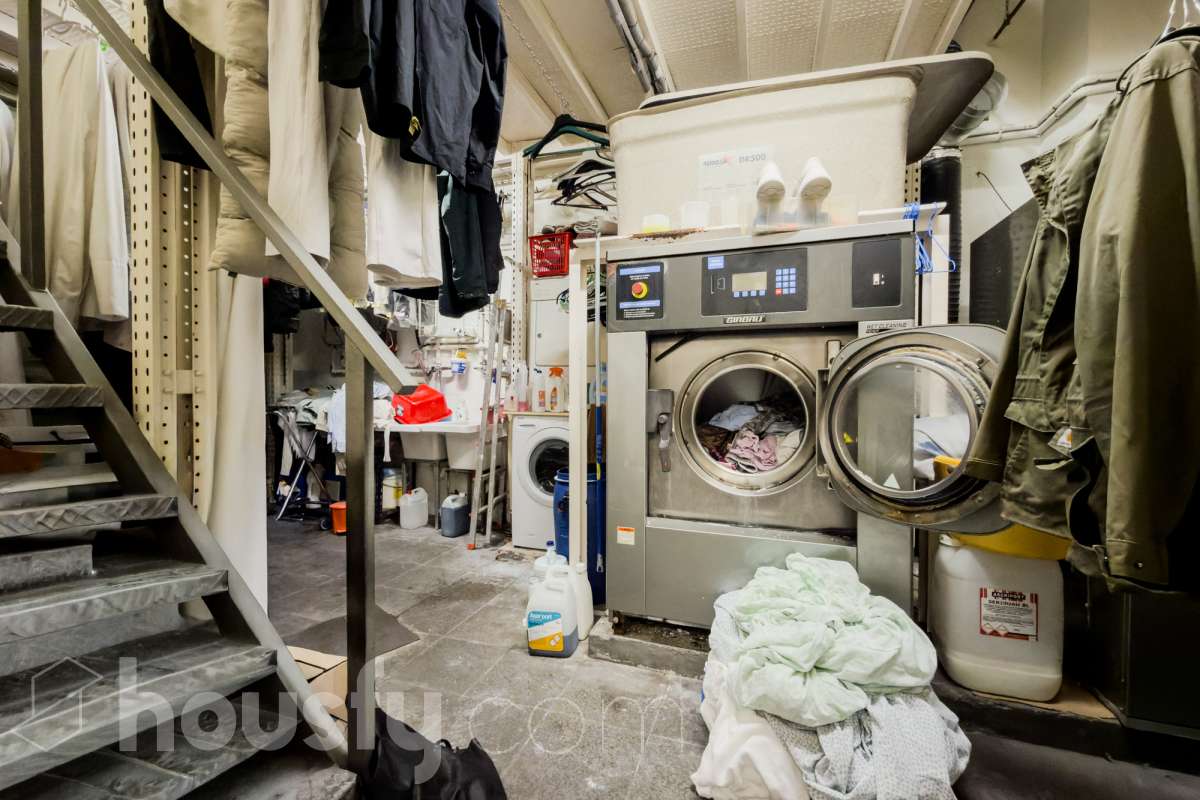 Local en venta en Carrer de Calàbria, Eixample, Barcelona-2