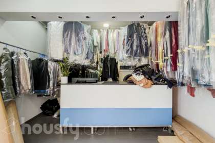 Local en Carrer de Calàbria