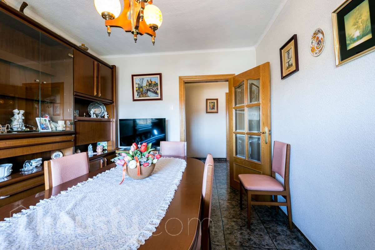 Piso en venta en CL GERMA JOAQUIM, DEL, Sud, Terrassa-4