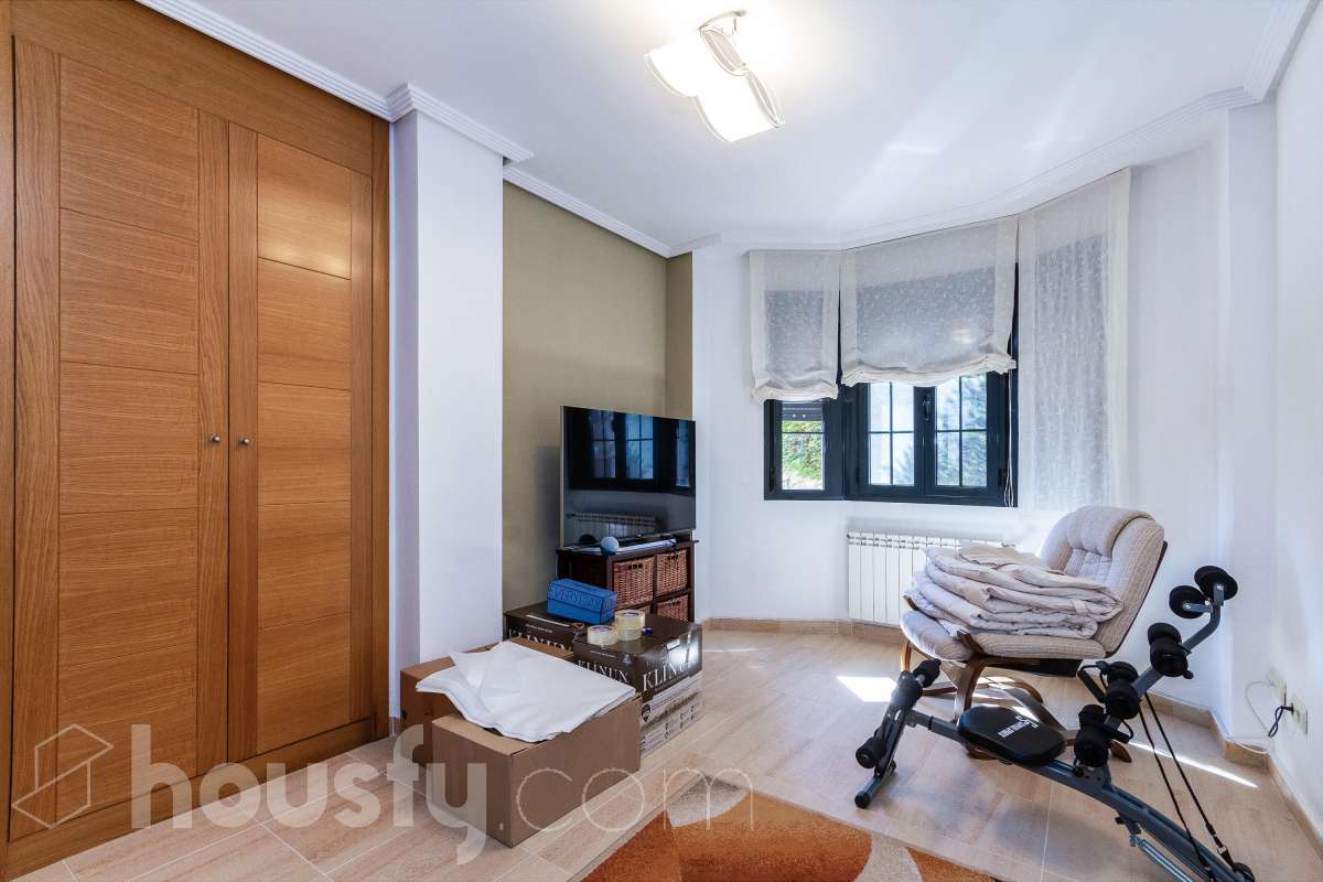 Casa en venta en Calle Pico del aguila,  Miraflores de la Sierra-4