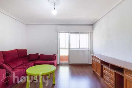 Piso en Calle Valdés Salas