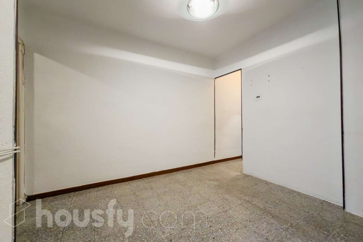 Piso en venta en CL ROGER DE LLURIA,  Santa Coloma de Gramenet-3