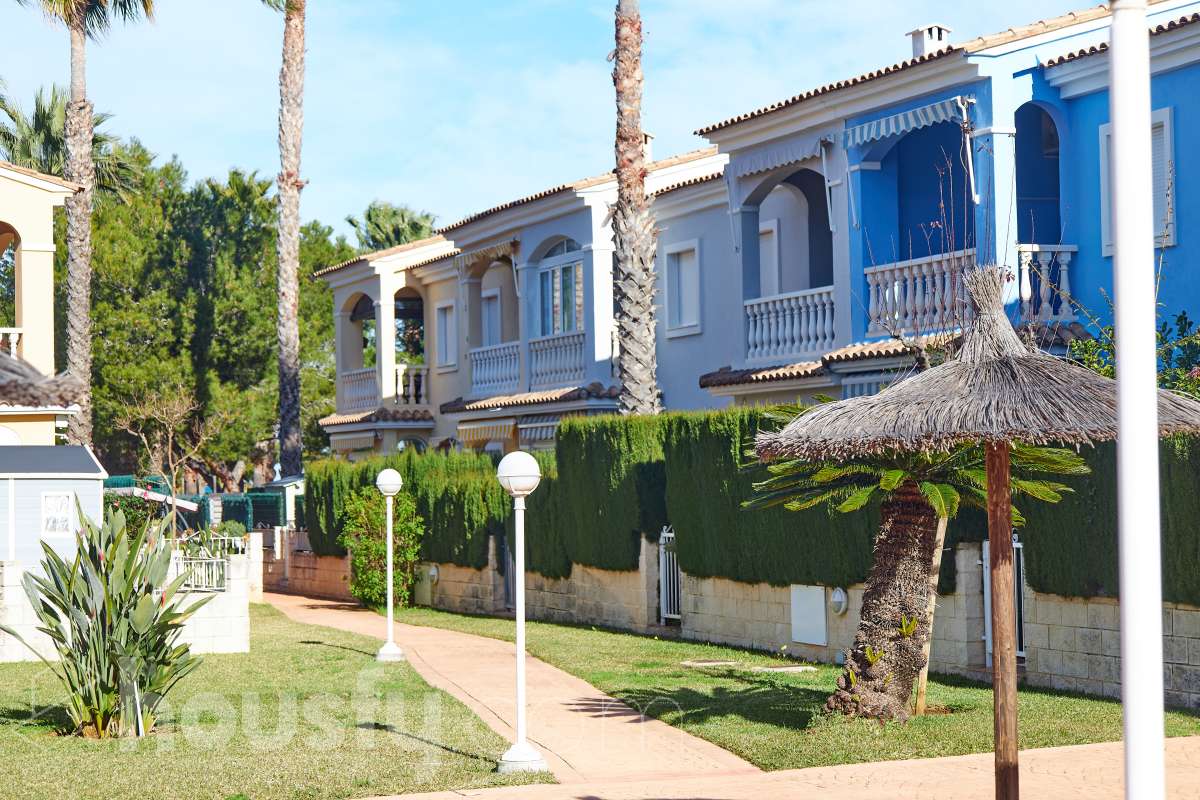 Piso en venta en calle  Victor Villanueva,  El Verger-2