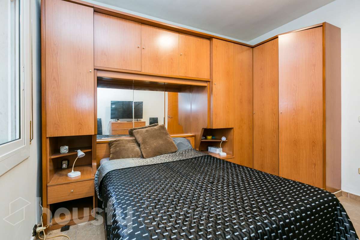 Piso en venta en CL SANTA AMALIA, Horta Guinardó, Barcelona-4