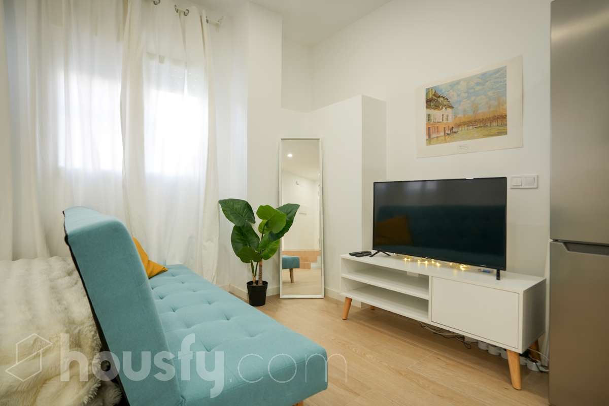 Piso en venta en Cl. Lucano, San Blas, Madrid-3