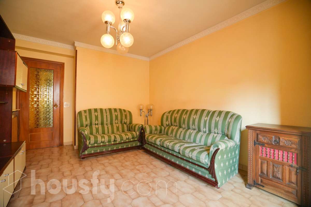 Piso en venta en Calle del Amor Hermoso, Usera, Madrid-1