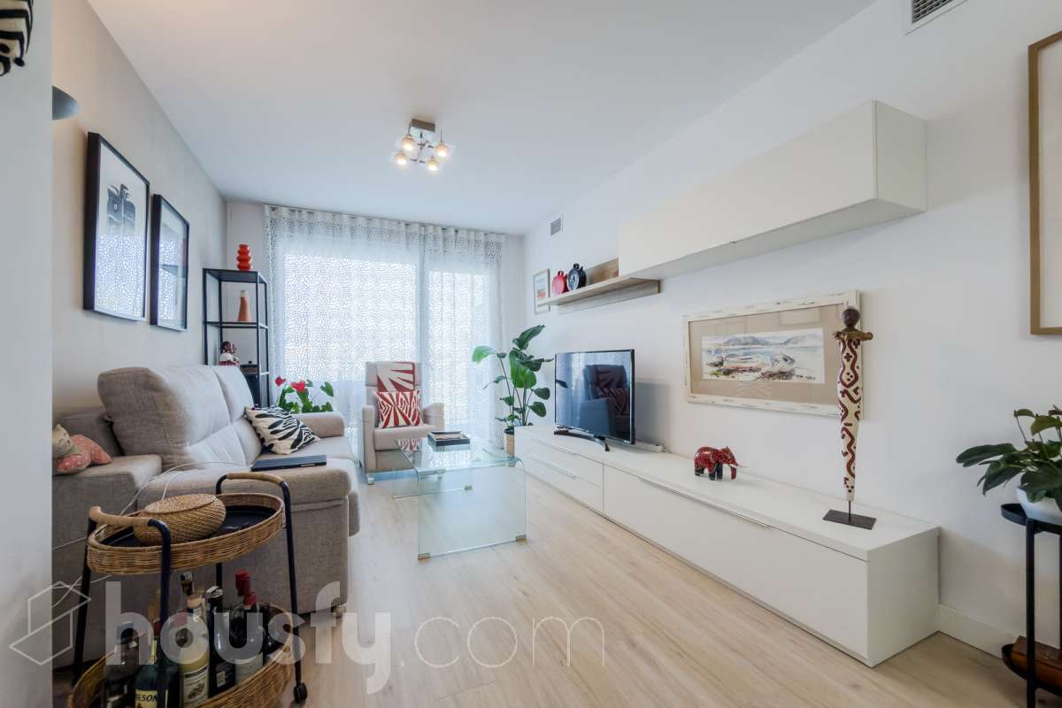 Piso en venta en Pi i Margall,  Badalona-0