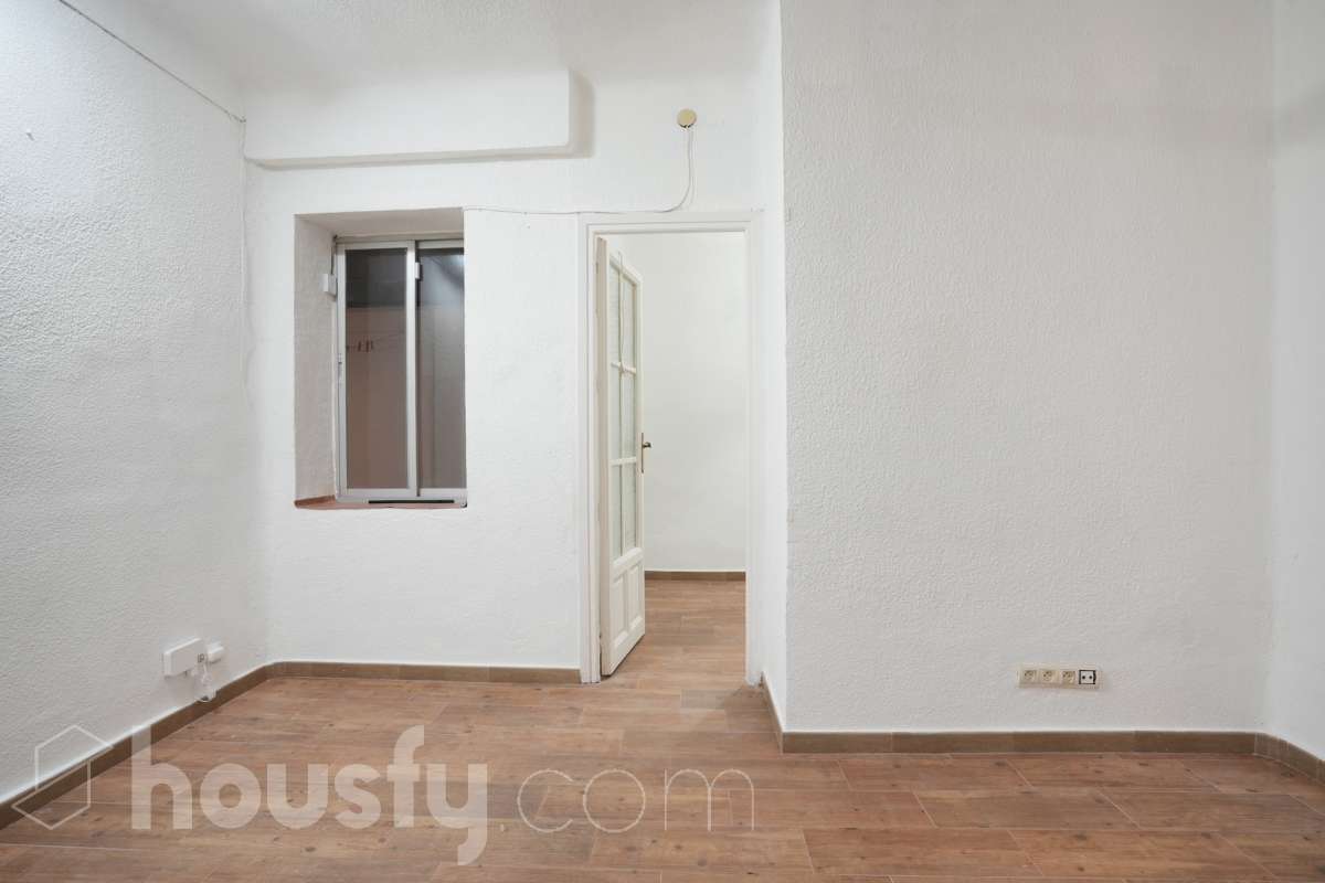 Piso en venta en Cl. Feijoo, Chamberí, Madrid-1