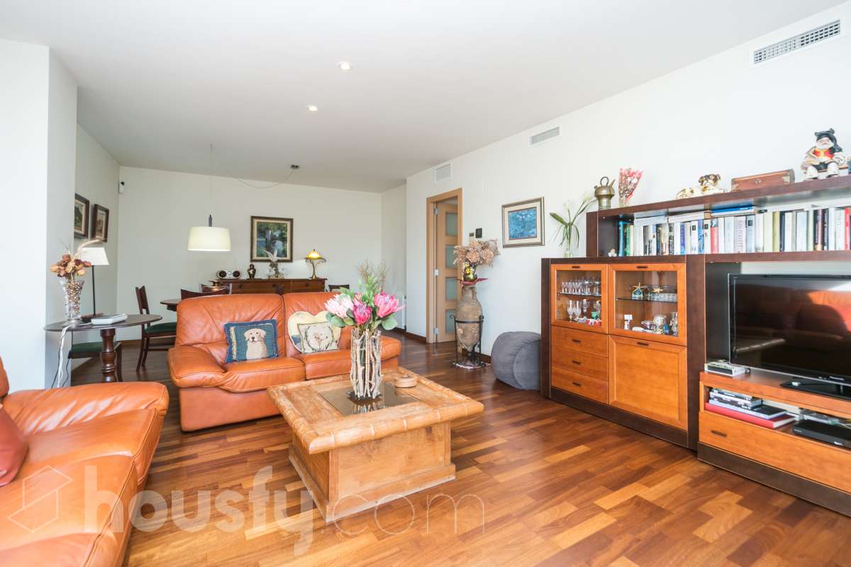 Piso en venta en Carrer Josep Padrosa,  Sant Just Desvern-3