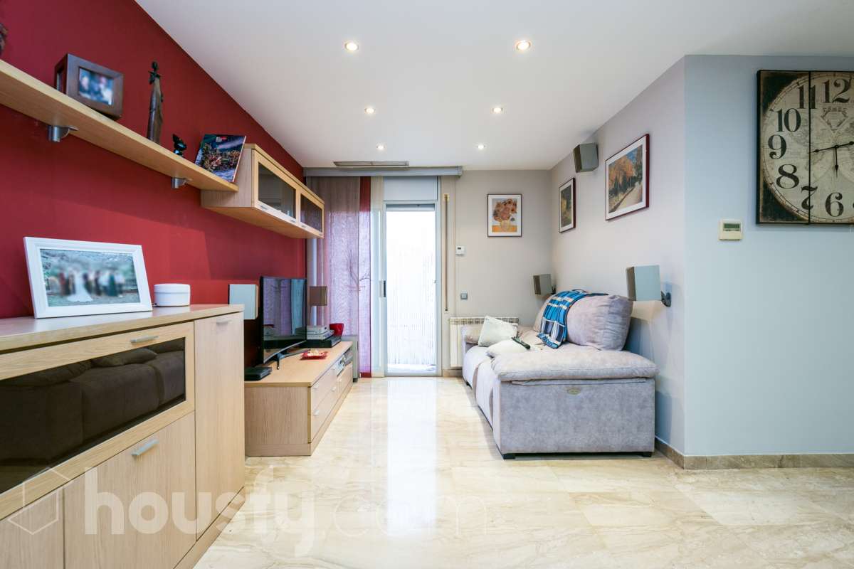 Piso en venta en Carrer Ramon Menéndez Pidal,  Sant Boi de Llobregat-2