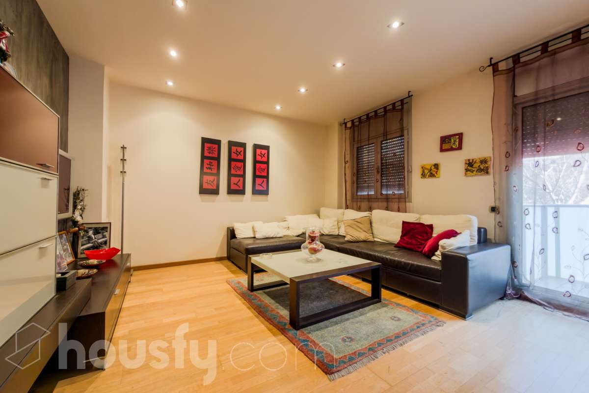 Piso en venta en CL DOCTOR TRUETA, Sant Martí, Barcelona-2