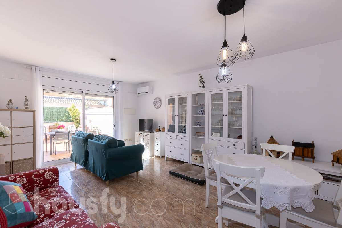 Casa en venta en CL S MIQUEL,  Deltebre-2