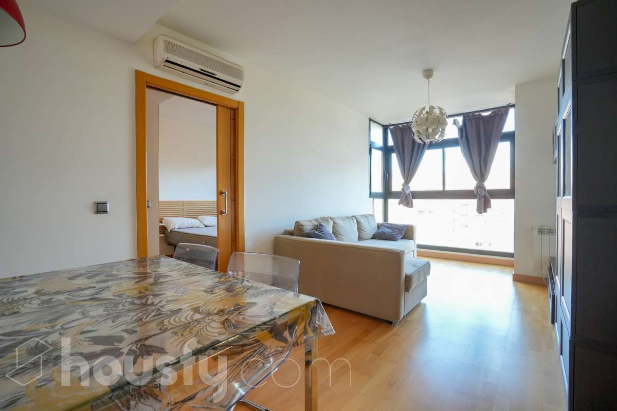 Piso en venta en Cl. Embalse de Navacerrada, Villa de Vallecas, Madrid-1