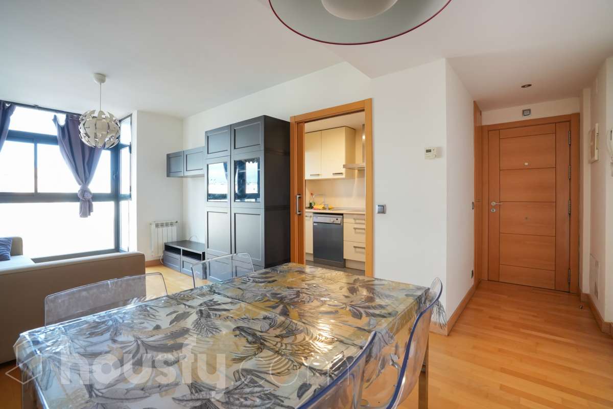 Piso en venta en Cl. Embalse de Navacerrada, Villa de Vallecas, Madrid-0