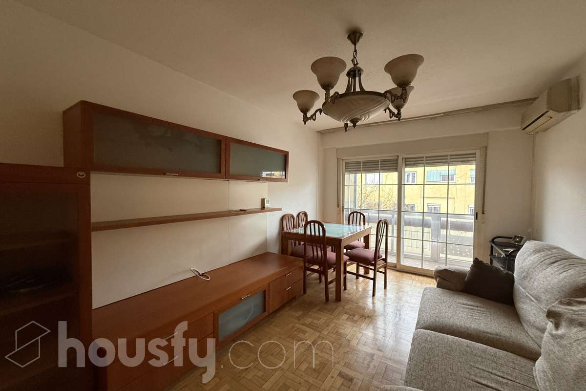 Piso en alquiler en Calle Puerto del Monasterio, Puente de Vallecas, Madrid-1