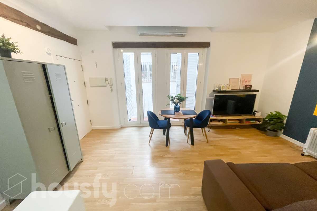Piso en venta en CL DUQUE CORNEJO, Centro, Sevilla-1