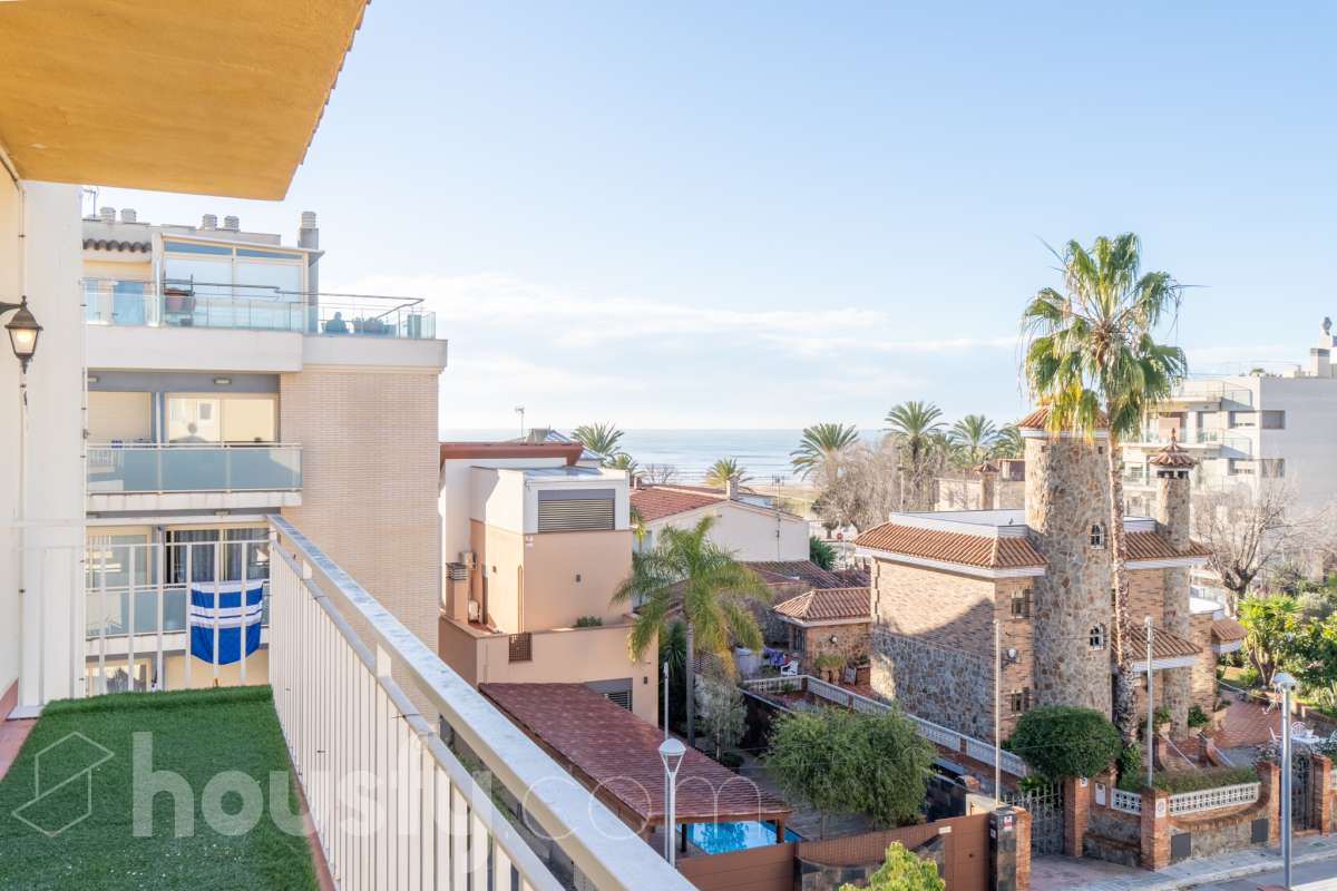 Piso en venta en CL RAMON LLULL,  Vilanova i la Geltrú-1