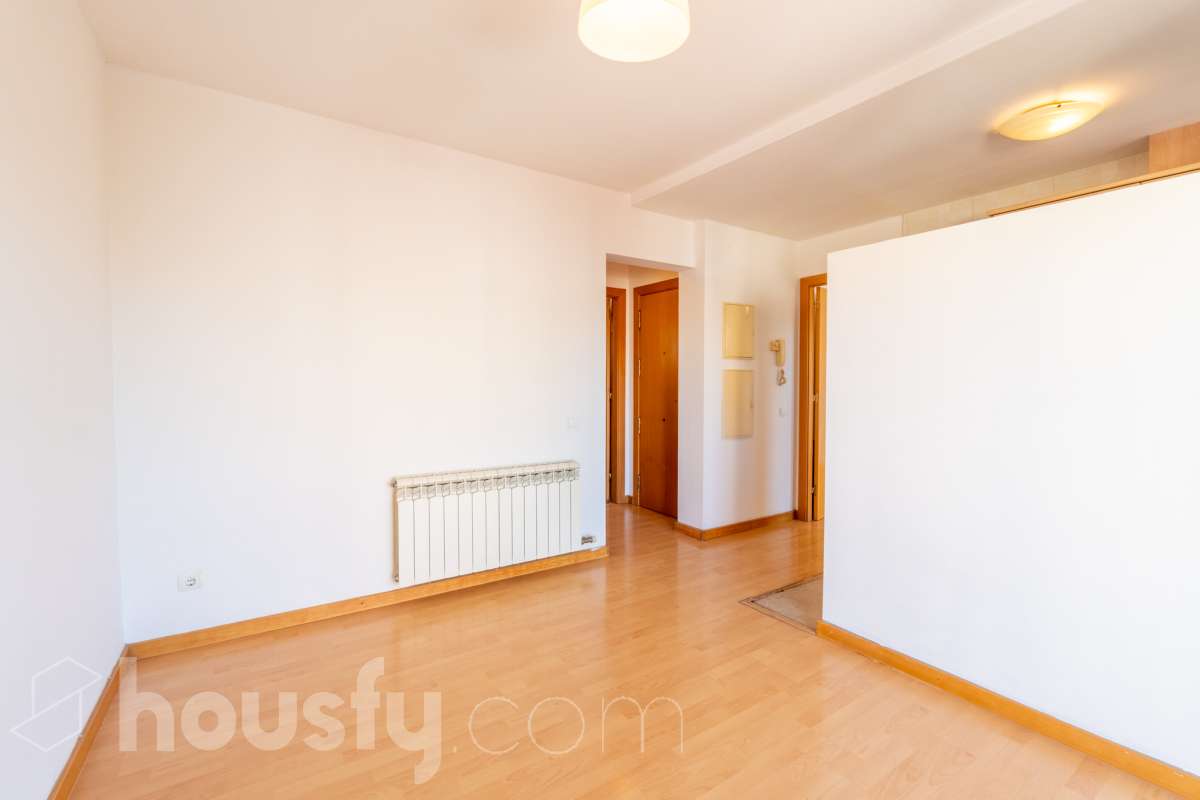 Piso en venta en CL RAMON LLULL,  Vilanova i la Geltrú-2