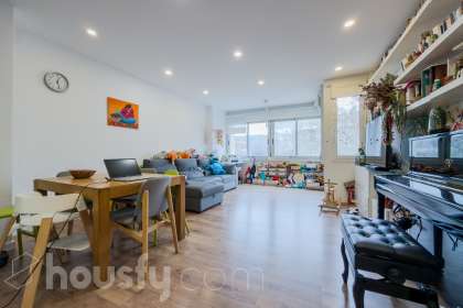 Piso en venta en Rambla del Poblenou, El Poblenou, Barcelona-0