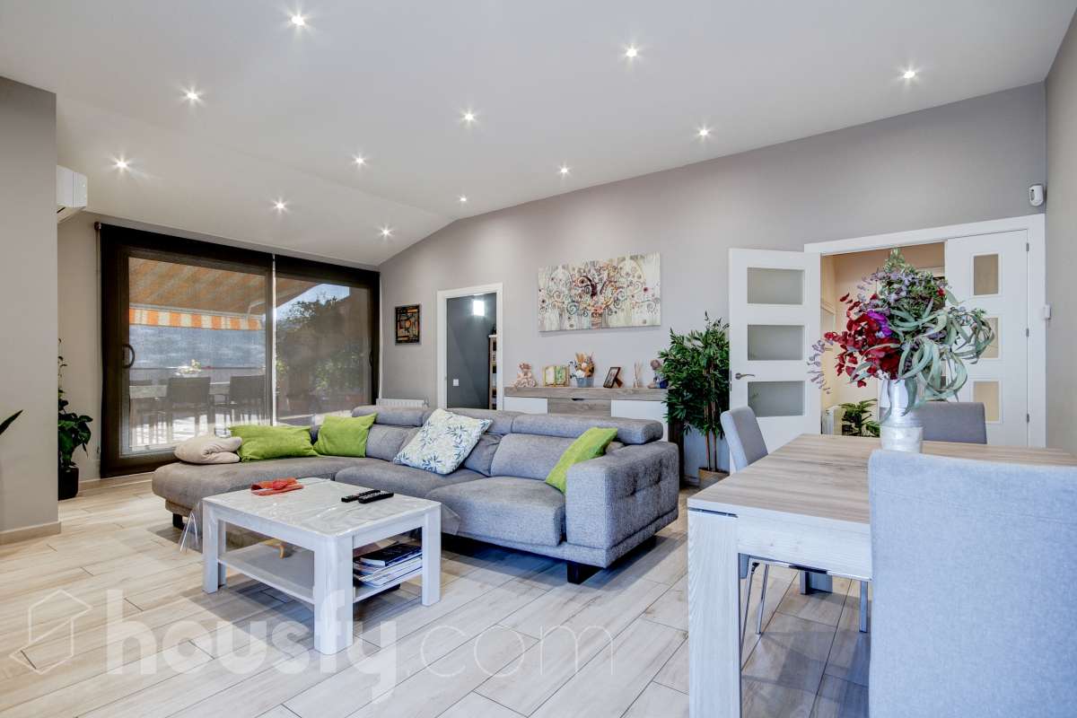 Ático en venta en CL MAJOR,  Montmeló-0