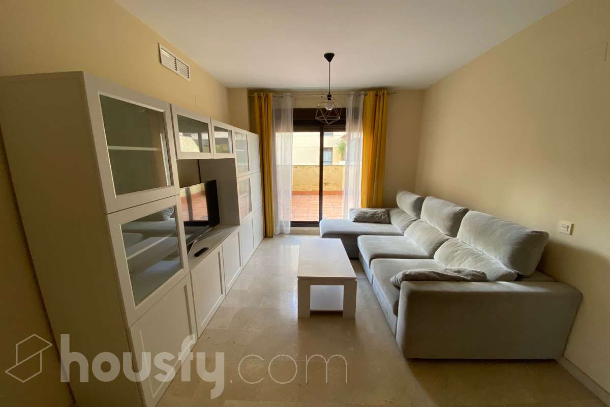 Piso en alquiler en Avenida de San Juan,  Mairena del Aljarafe-0