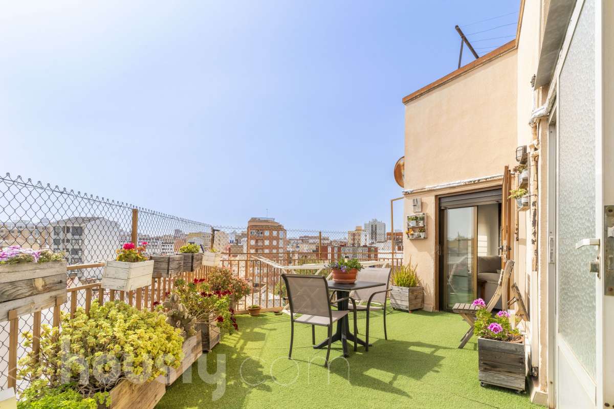 Ático en venta en CL POETA MISTRAL, Norte, Castellón de la Plana / Castello de la Plana-1