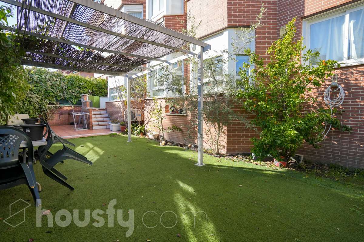 Piso en venta en calle Valle de Anso,  Las Rozas de Madrid-0