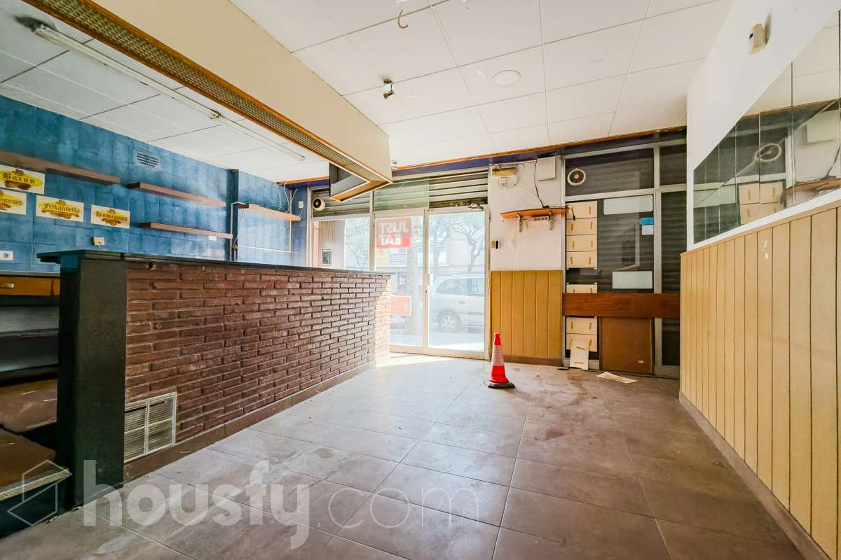 Local en venta en Passatge de la Ciutat de Mallorca, Nou Barris, Barcelona-1