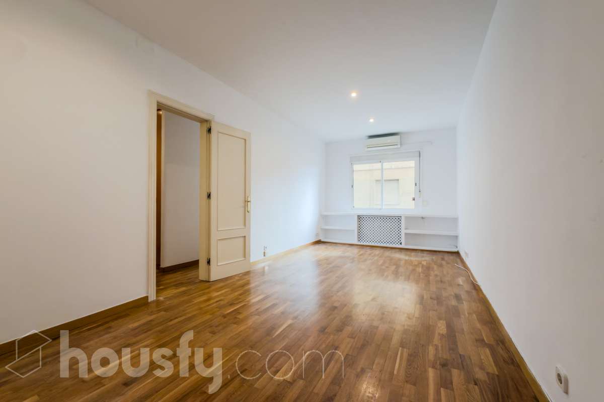 Piso en venta en Passeig de Sant Gervasi, Sarrià-Sant Gervasi, Barcelona-0