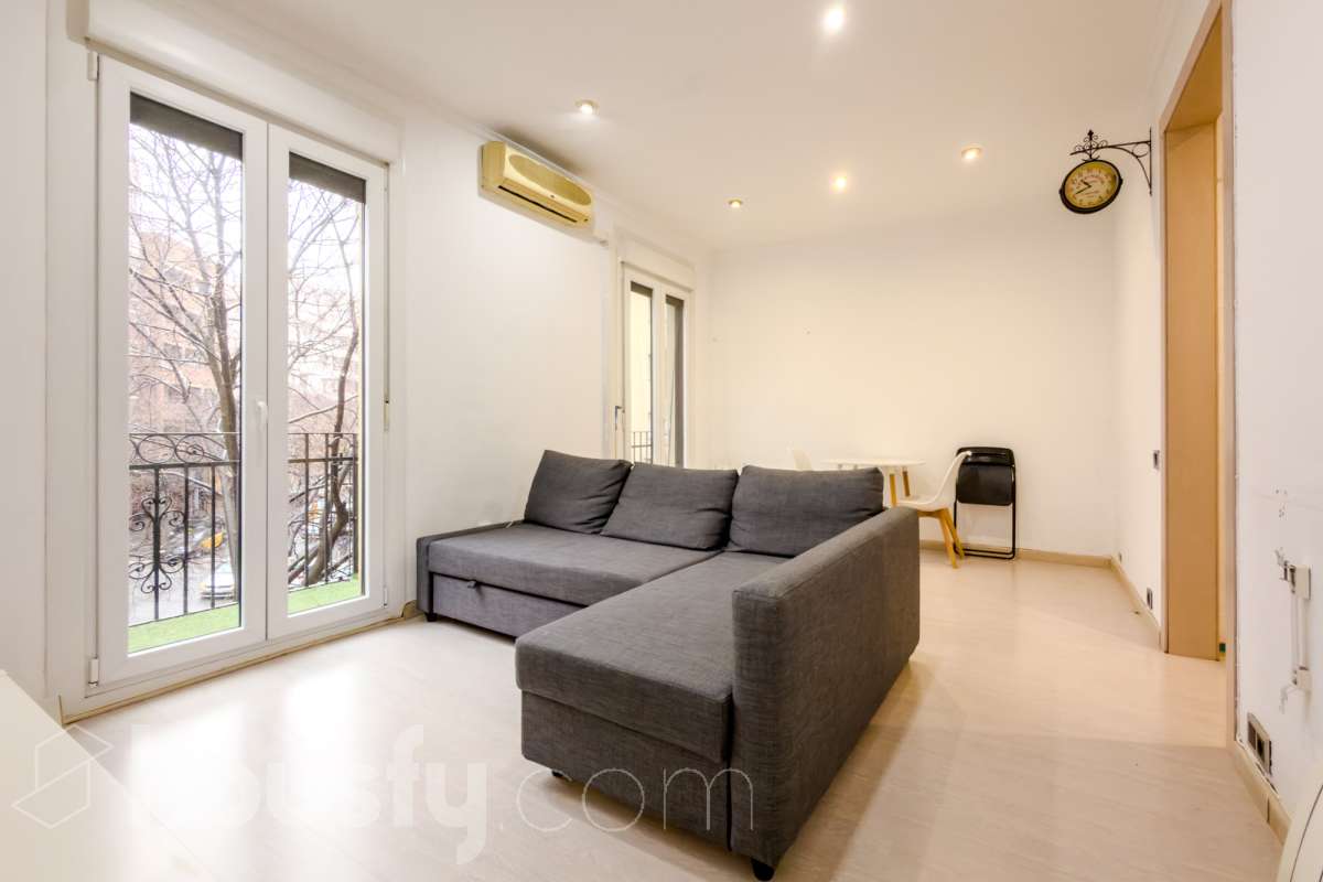 Piso en venta en Carrer de Nàpols, Gràcia, Barcelona-0