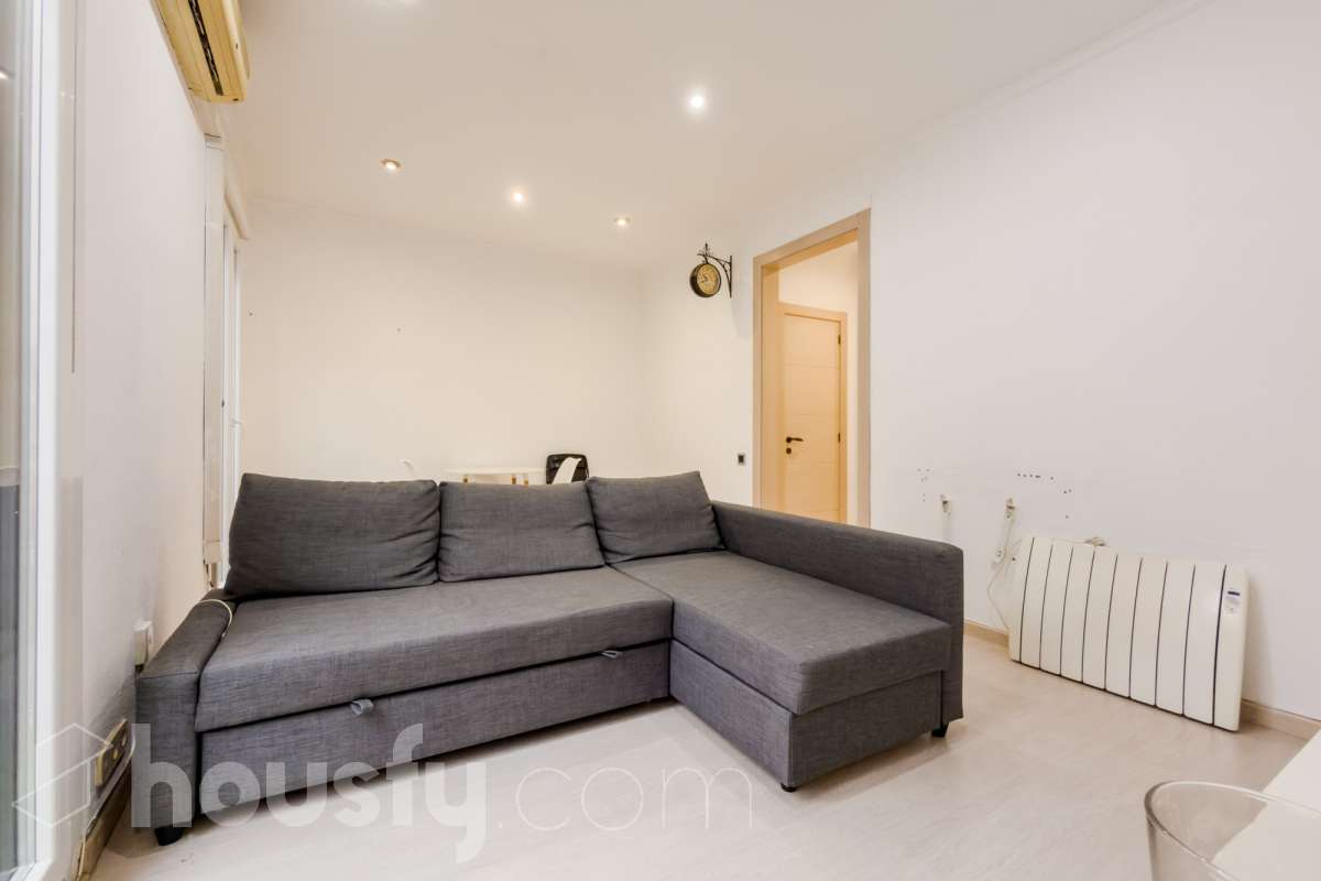 Piso en venta en Carrer de Nàpols, Gràcia, Barcelona-1