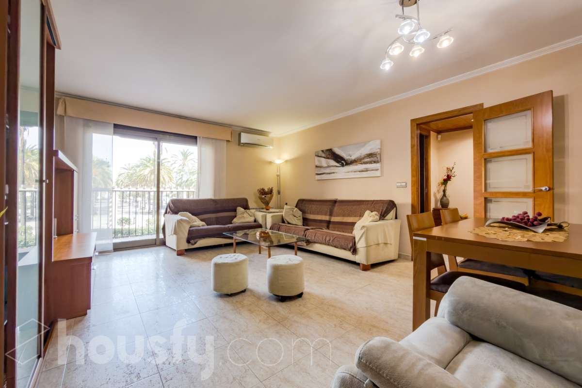 Piso en venta en PZ TRAFALGAR,  Badalona-0