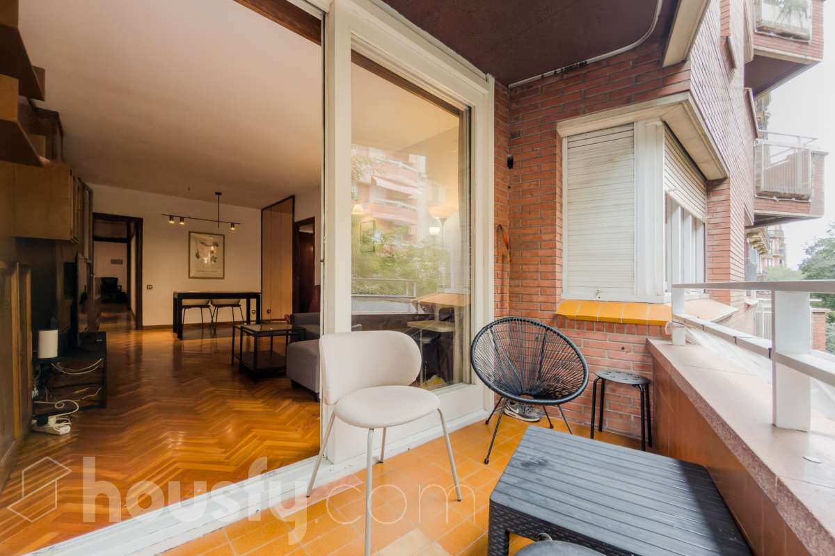 Piso en venta en Carrer de Provença, Eixample, Barcelona-0