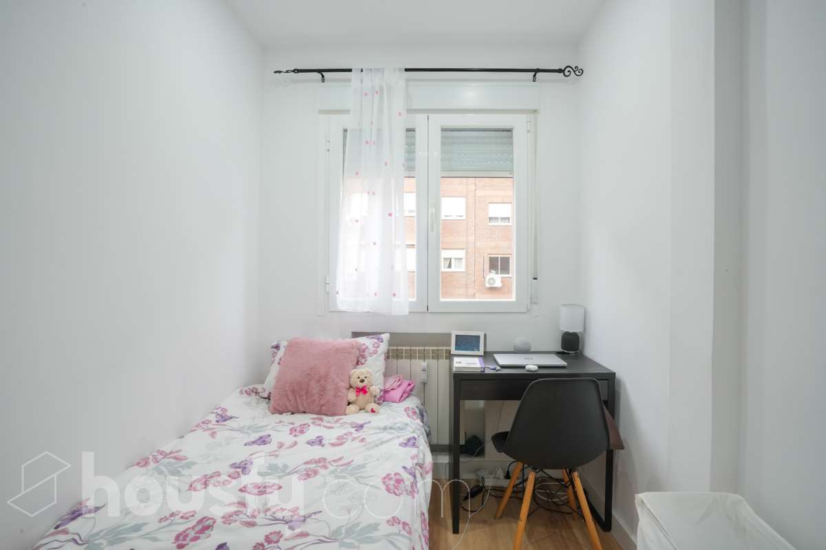 Piso en venta en Calle de la Virgen del Espino, Ciudad Lineal, Madrid-4