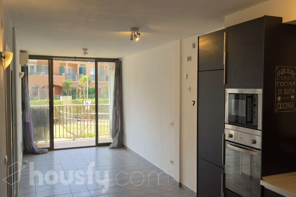 Bajo en venta en CL GRAN VIA,  Calvià-1