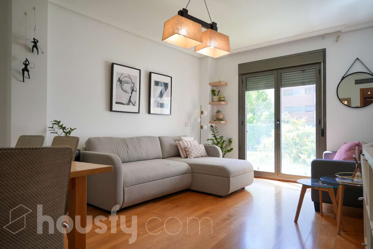 Piso en venta en Av. Isabel de Valois, Hortaleza, Madrid-0