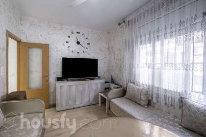 Piso en venta en Carrer de la Torre Figueres, Centre - Casco Antiguo, Sant Boi de Llobregat-0