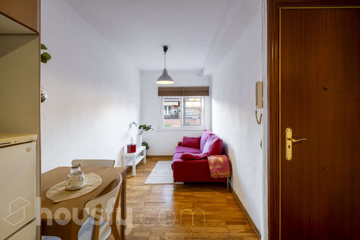 Piso en venta en Carrer de la Bòbila, Sants-Montjuïc, Barcelona-1
