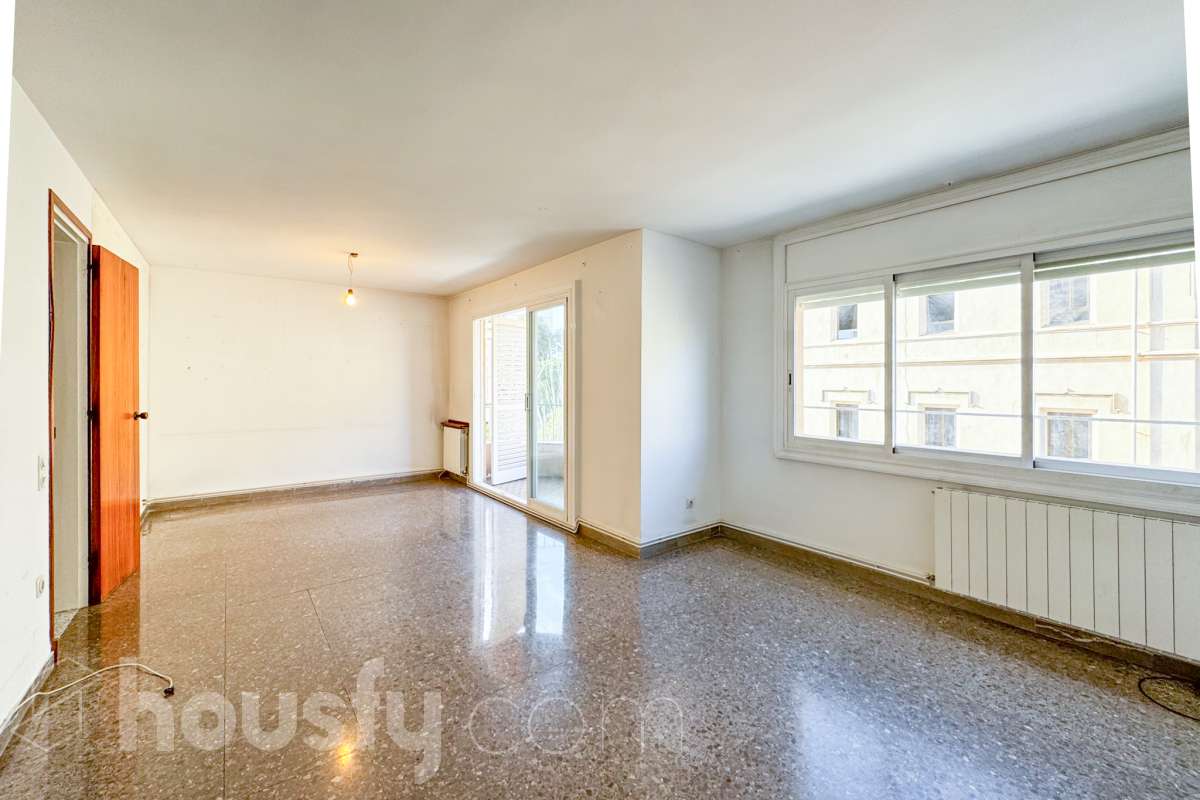 Piso en venta en RB SALVADOR SAMA,  Vilanova i la Geltrú-0