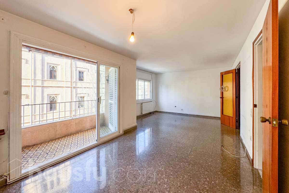 Piso en venta en RB SALVADOR SAMA,  Vilanova i la Geltrú-1