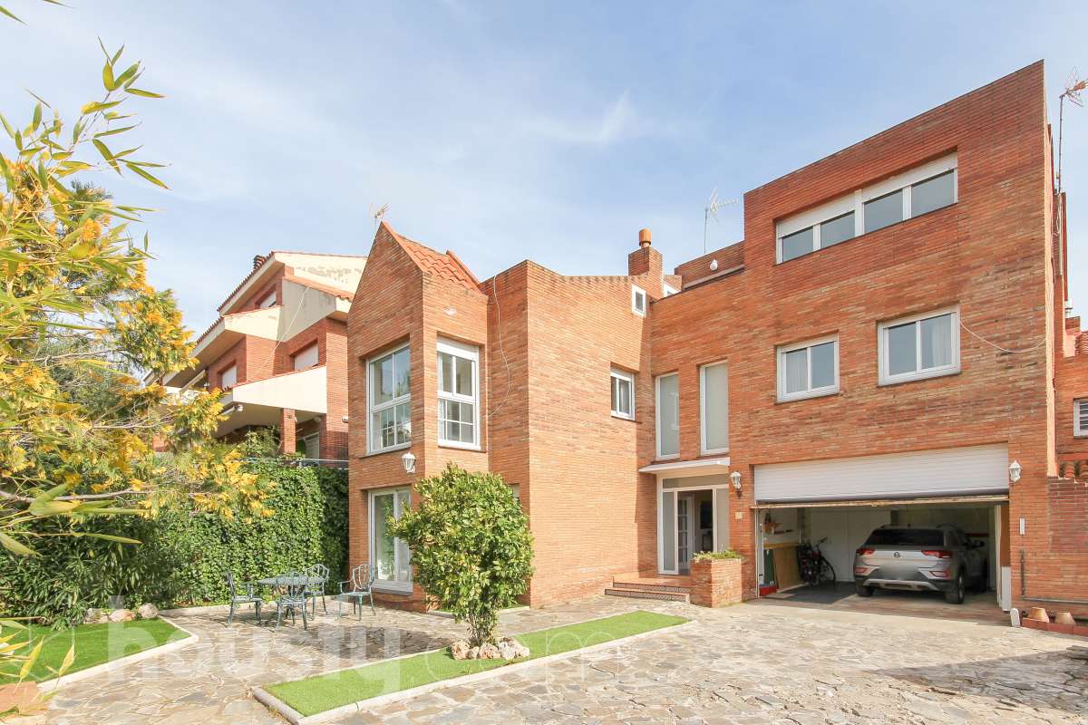 Casa en venta en PS PLA DEL,  Matadepera-0