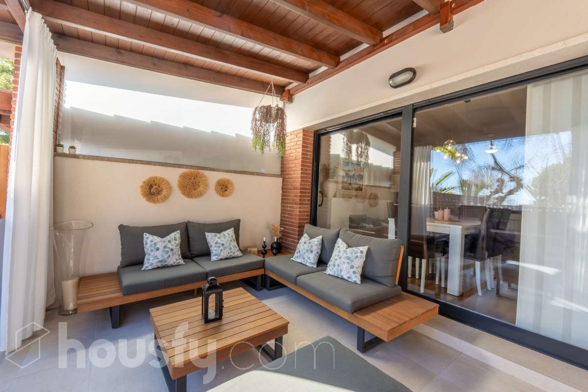 Casa en venta en Avinguda Sis Camins,  Vilanova i la Geltrú-2