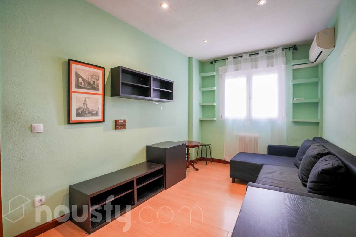 Piso en venta en CALLE  ZABALETA, Chamartín, Madrid-3